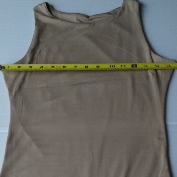 High Neck Sleeveless Bodysuit - Picture 4 of 6